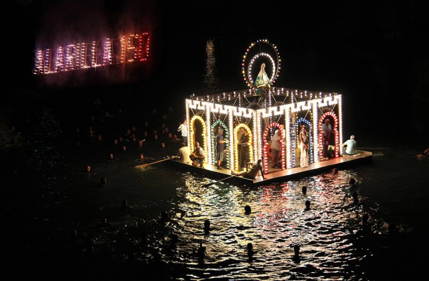 única procesión fluvial de Madrid
