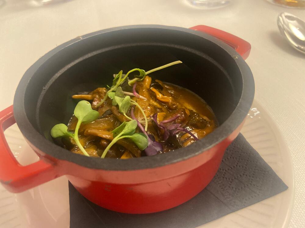 platos de cuchara y productos de temporada