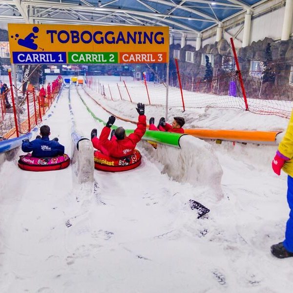 tobogán en la nieve en Madrid