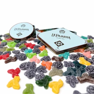 Metro de Madrid y La Pajarita celebran su historia con dos latas de caramelos muy especiales